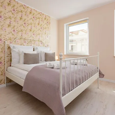 Flatbook - Bursztynowe Osiedle * ヤンタル