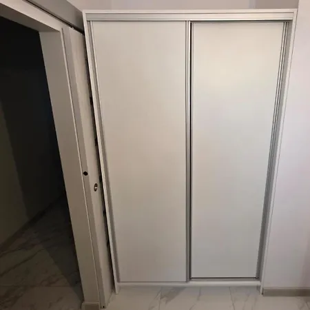 Flatbook - Bursztynowe Osiedle ヤンタル